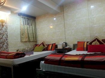 Ranjeet Guest House Hong Kong Bagian luar foto