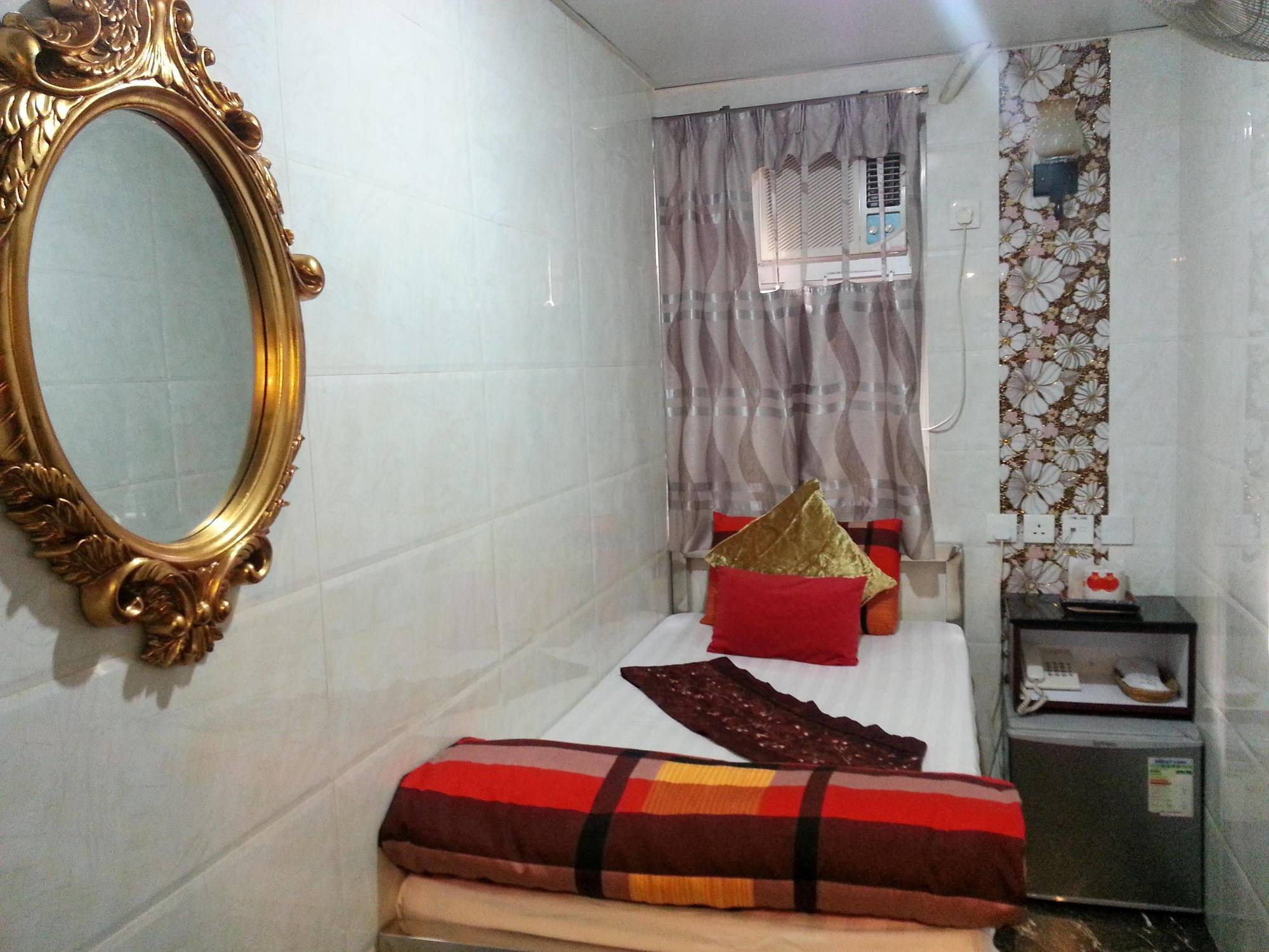 Ranjeet Guest House Hong Kong Bagian luar foto